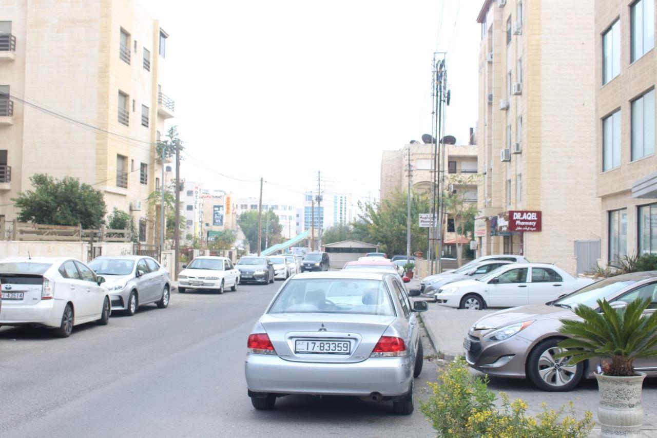 The Mulberry Hostel Amman Exterior photo